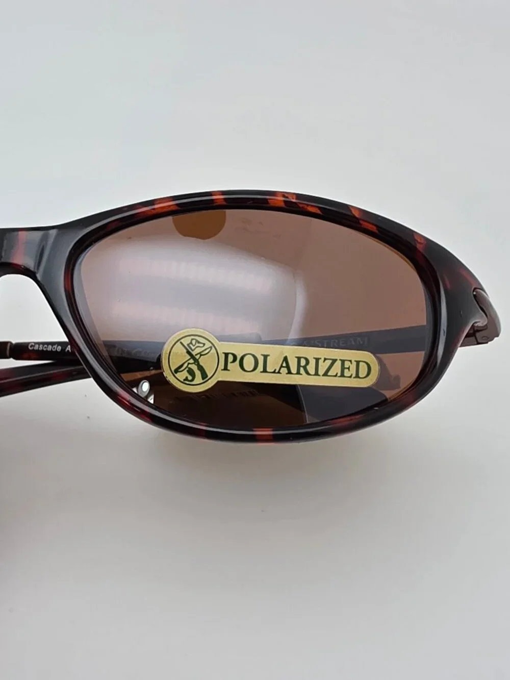 Field & Stream Cascade Tortoise Frame Polarized Brown Lens Sunglasses w/ Case
